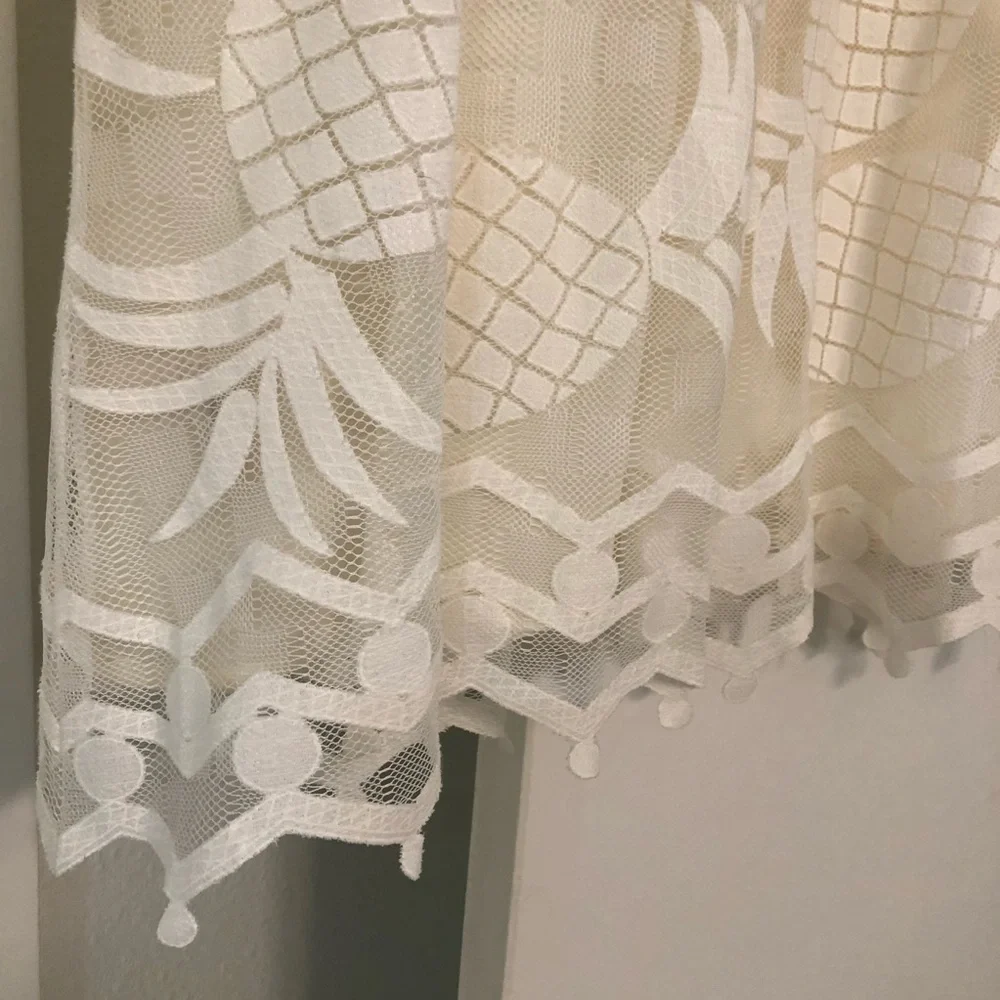 Anthropologie HD in Paris | Pineapple Lace Blouse - Picture 5 of 9